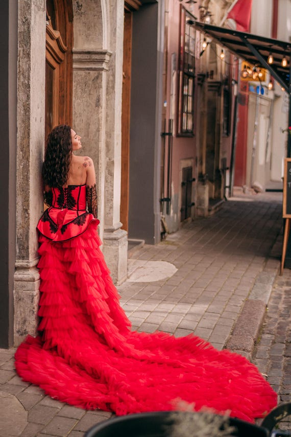 knee length dresses for ladies Strapless V-Neck Mermaid Pleated Layered Red Long Prom Dress PSK653 US4 / Custom Color main image 1