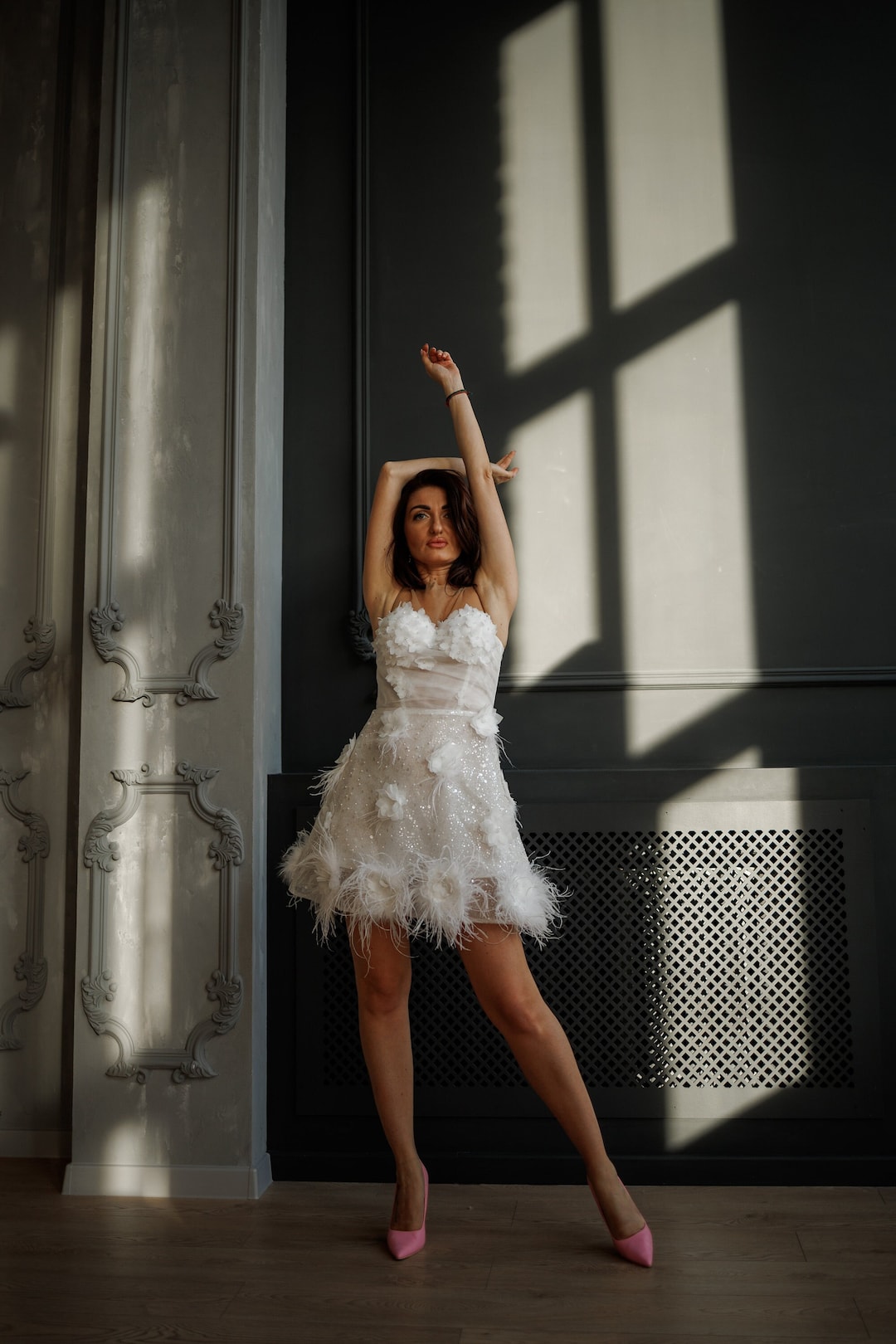 short feathered wedding dress Wedding dress Viva