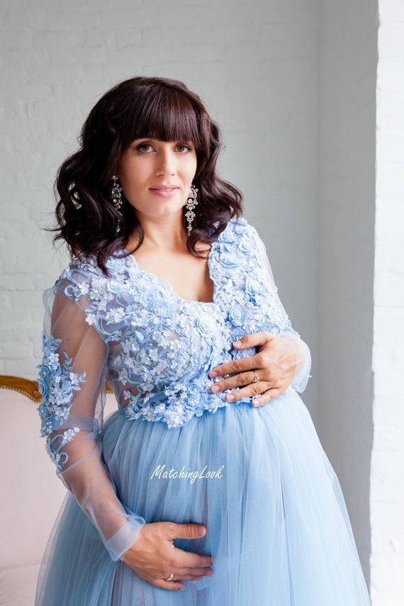 Light Pink Scalloped Crochet Chiffon Maternity Evening Gown | Maternity  evening gowns, Pregnancy maxi dress, Maternity gowns