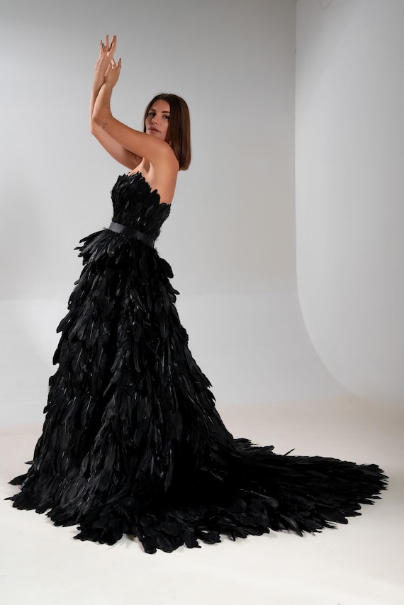 Black Gothic Wedding Dress With Feathers - Swan Style Wedding Dress For Bride - Maxi Feather Gown With Train - Extraordinary Wedding Dress