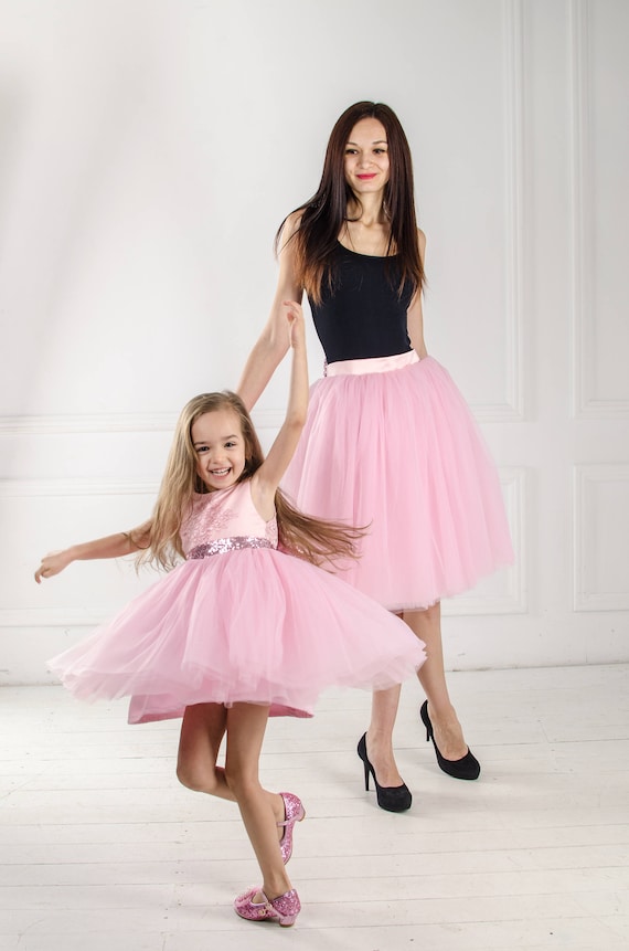 Ensemble mere fille / T-shirt et jupe tutu - Mon Mini Moi - Collection  robes - www.