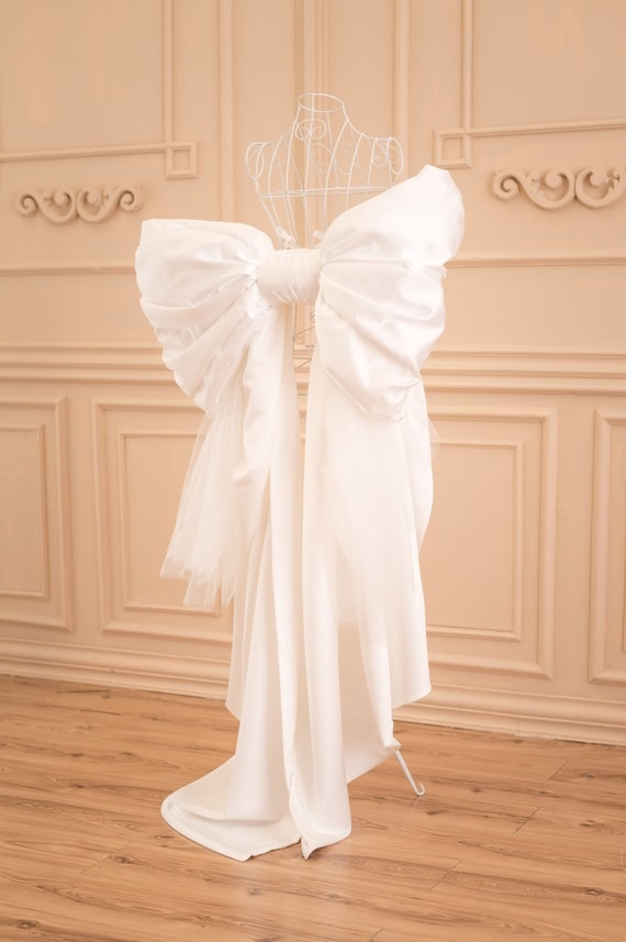 Detachable Satin Bow, Oversized Bow for Wedding Dress, Puffy Detachable Bow  Train, Wedding Dress Bow, Flower Girl Dress Bow, Removable Bow - Etsy