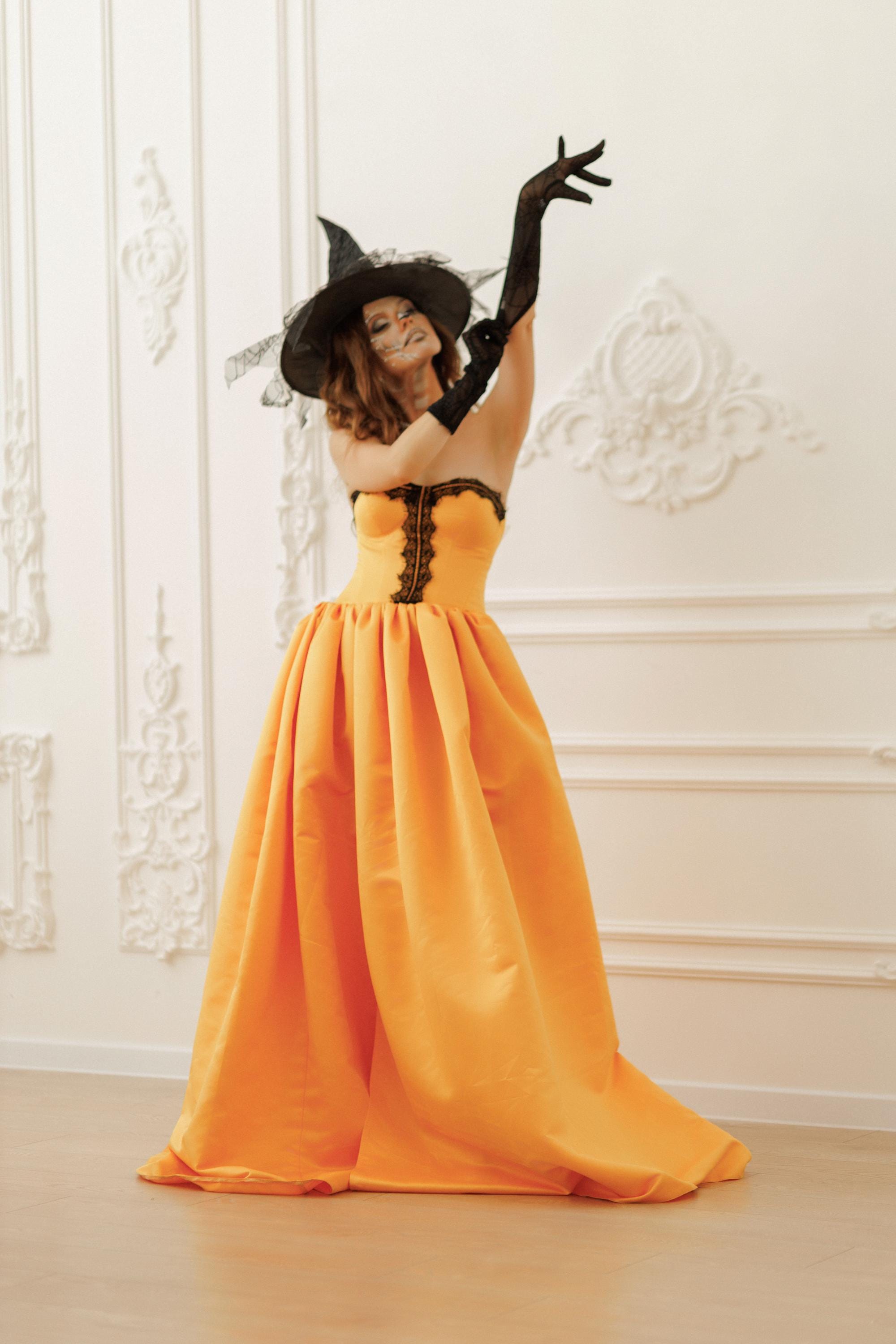 Halloween Witch Dress, Fall Clothing Gift, Orange Black Victorian Gown, Halloween Adult Costume, Witch Gown, High Slit Gothic Pumpkin Gown Halloween Witch Dress, Fall Clothing Gift, Orange Black Victorian Gown, Halloween Adult Costume, Witch Gown, High Slit Gothic Pumpkin Gown