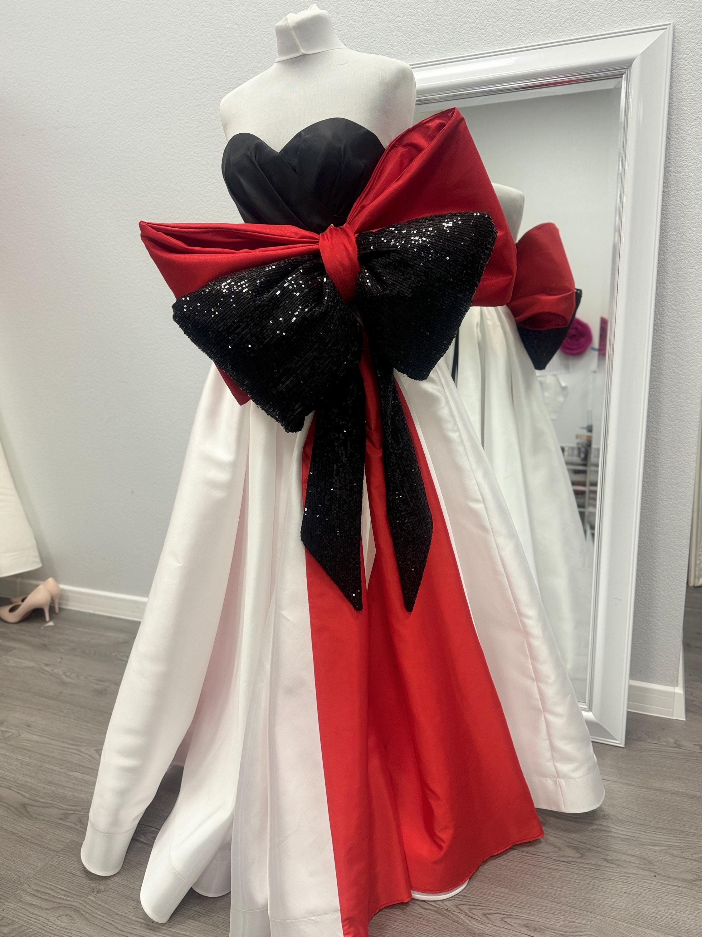 the woman with the red dress Lady In (Lady In Red Book 1) Simple Prom Dress Color:Orange Poppy Princess Diana: Her Most