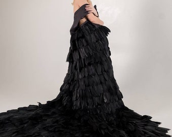 Black Goose Feather Cape For Photoshoot - Gothic Romance Wedding Gown - Raven Cloak Boudoir Robe -Crow Feather Cloak For Goth Wedding