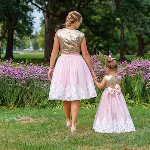 Mother Daughter Matching Dresses, Photoshoot Dresses, Flower Girl Dress, Mommy and Me Outfit, Formal Dress, Birthday Dress,Gold Sequin Dress