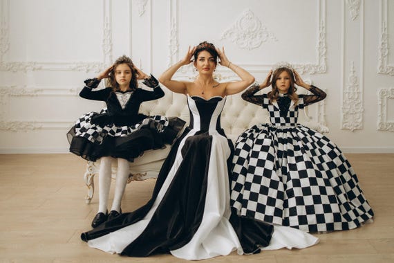 black and white dress costume ideas Family Halloween Sets, Mommy Me Chess Queen Dress, Matching Group Costume, Gothic Ball Gown, Witchy Adult Costume, Kid Costume 4 ways to style ModelD_Prom Size:us:10 Black and White Striped