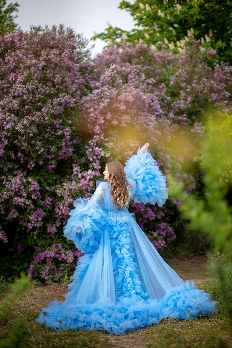maternity robes and gowns