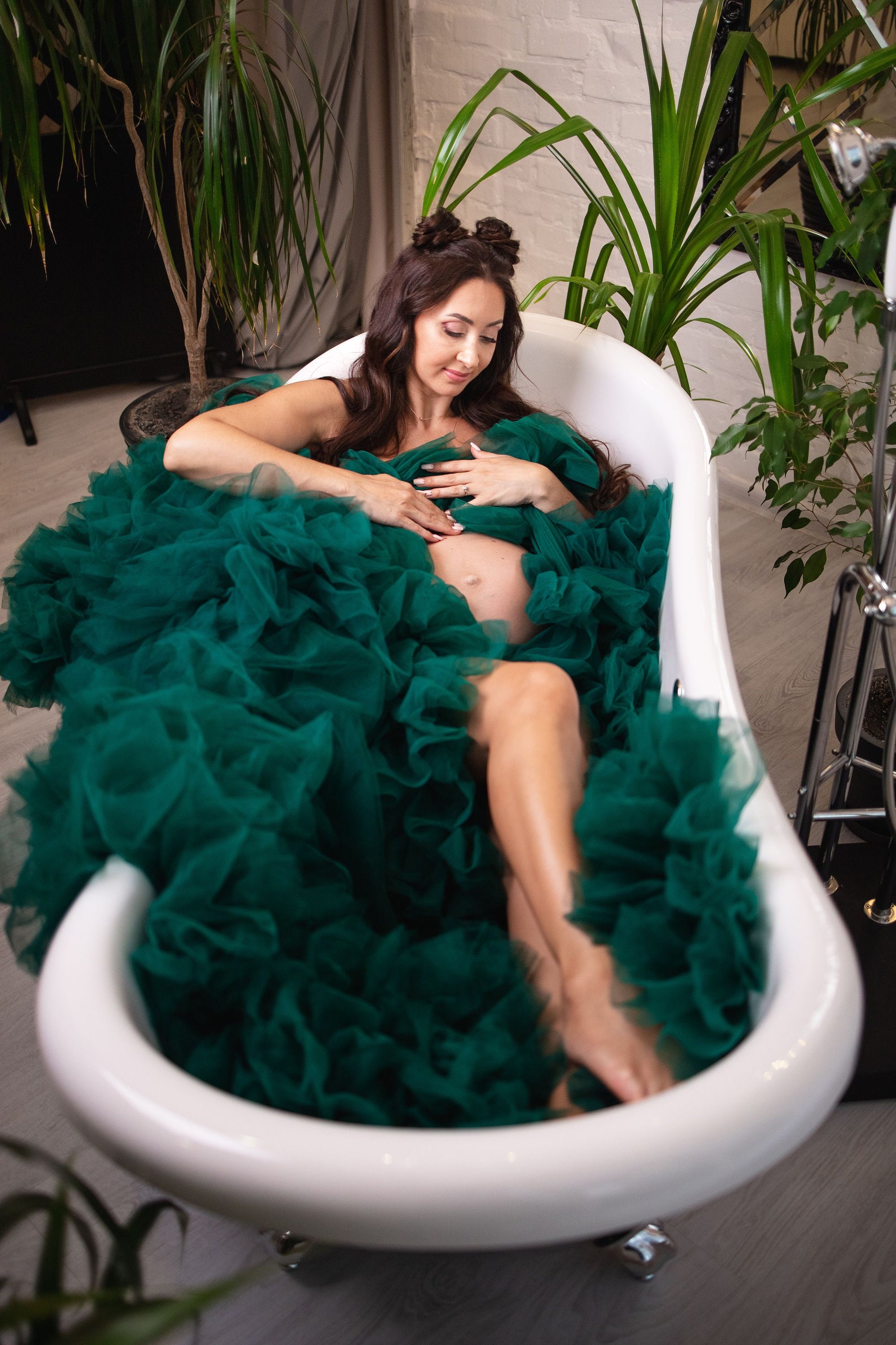 Emerald Green Maternity Dress for Photo Shoot, Boudoir Gown, Photography  Gown, Bridal Tulle Robe, Pregnancy Photoshoot Gown, Baby Bump - Etsy