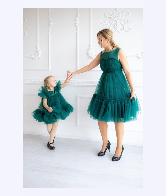 Vestidos verde esmeralda vestidos a juego de madre e hija - Etsy