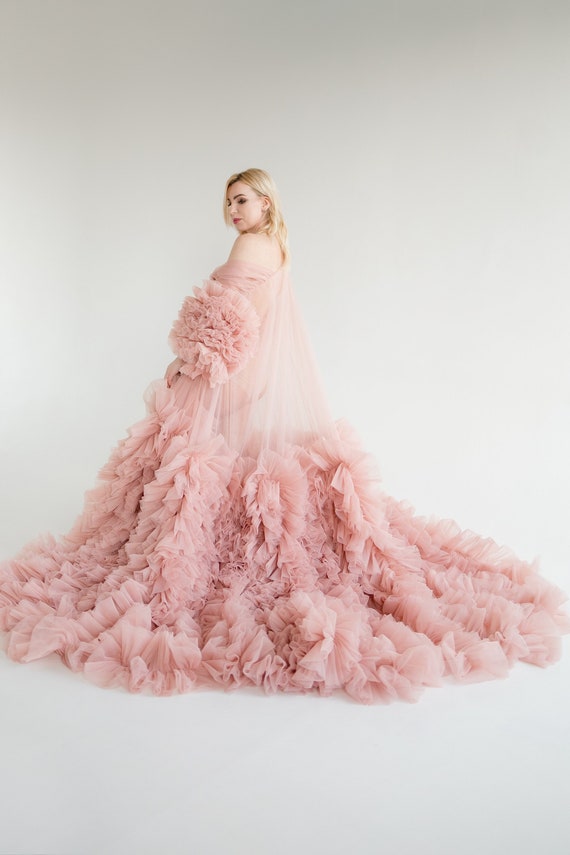 Blush Dressing Gown, Pregnancy Tulle Robe, Boudoir Robe Marabou, Dramatic Gown, Luxury Gown, Maternity Gown for Photoshoot, Old Hollywood