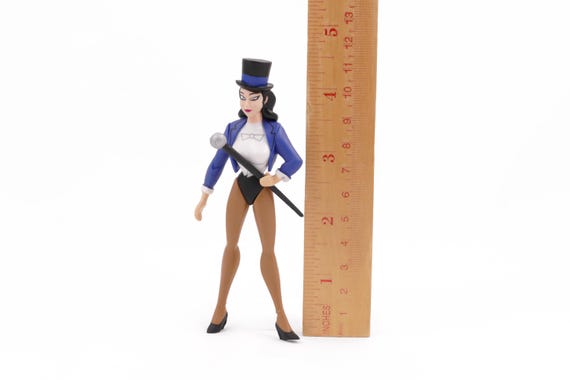 マテル DCダイレクト ザターナ ZATANNA Amazon.com: McFarlane Toys - DC Direct Zatanna by J. Scott