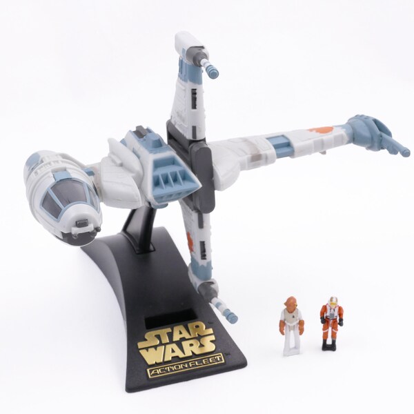 1997 Star Wars Micro Machines Action Fleet B-Wing Starfighter - with Rebel Pilot and Admiral Ackbar