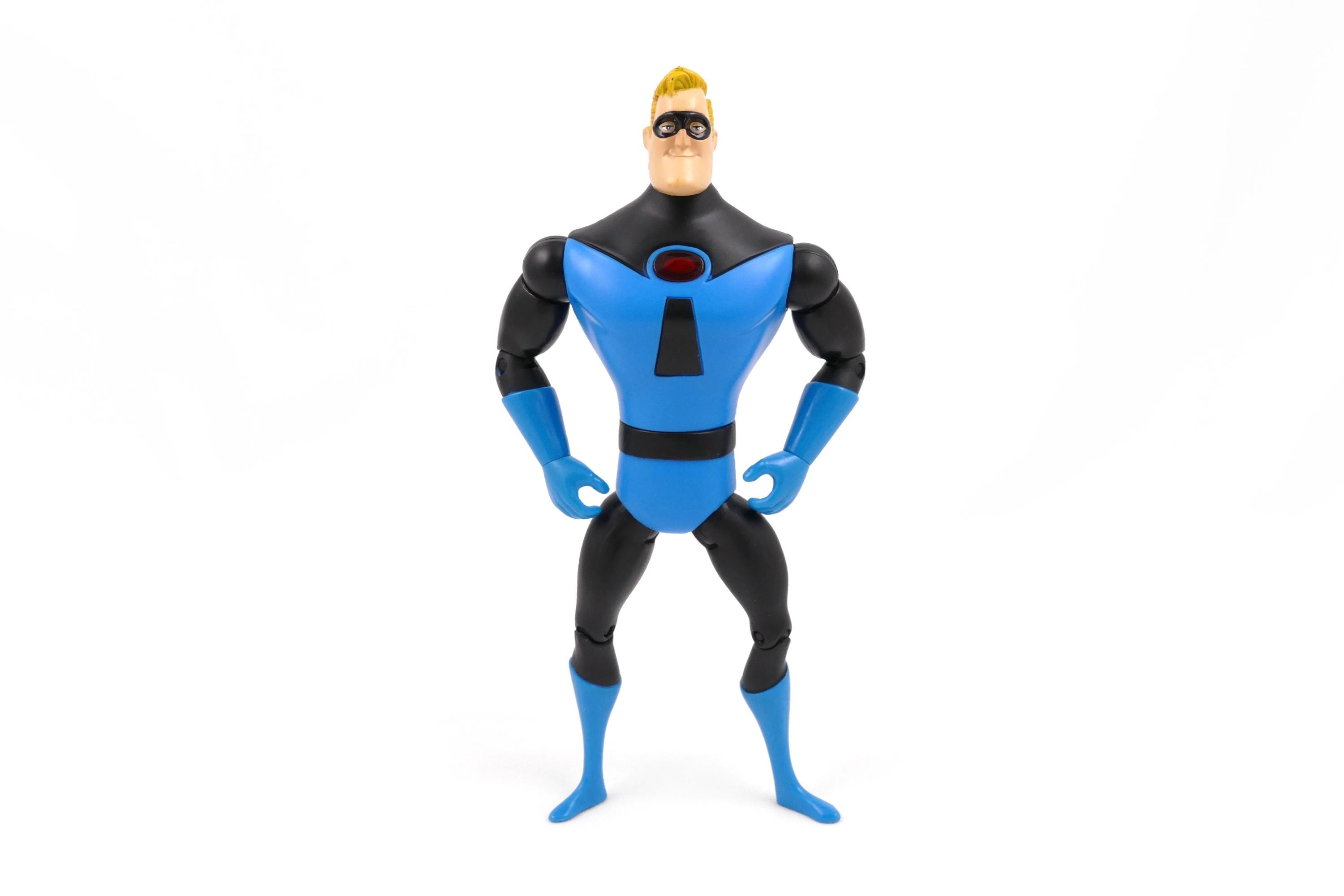 Mr Incredible 2004 Disney Store Exclusive Light up Action Figure 