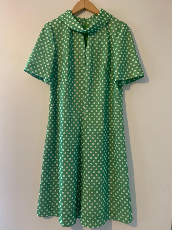1960’s Green & White Polka Dot Dress