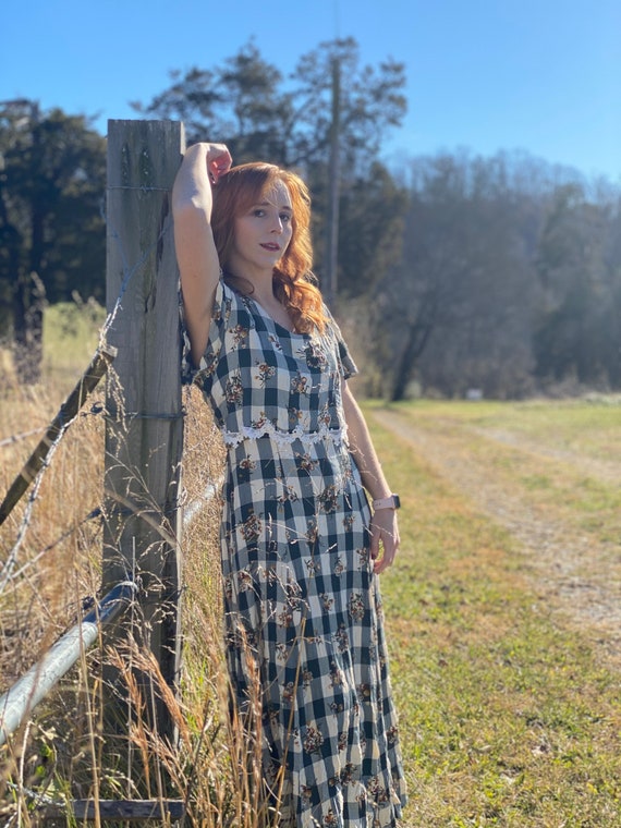 1990’s Checkered Lace & Floral Cottagecore Dress