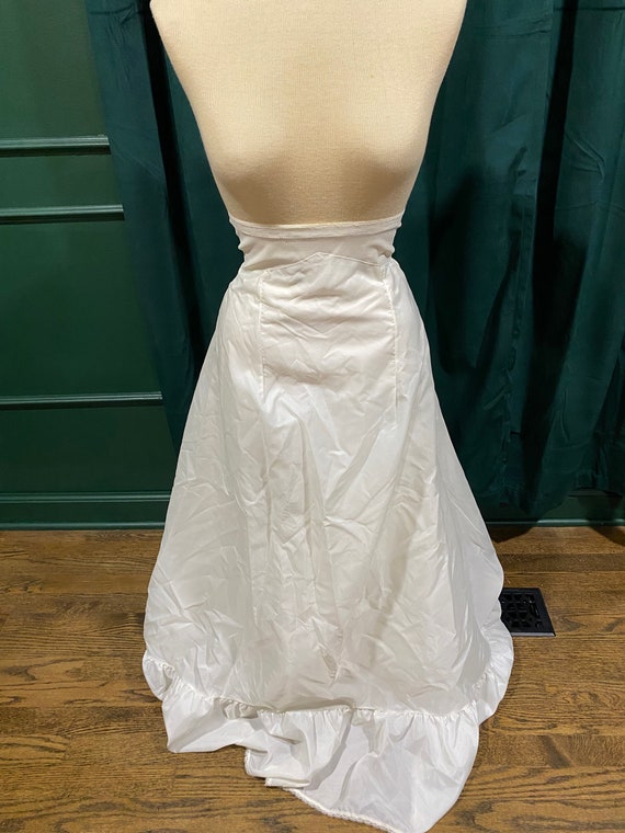 1970’s Wedding Dress & Girdle Slip - image 2