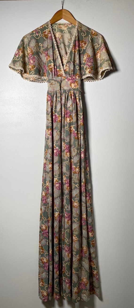 Gorgeous Rare 1970s Shirred Bodice Floral Cotton Maxi Dress