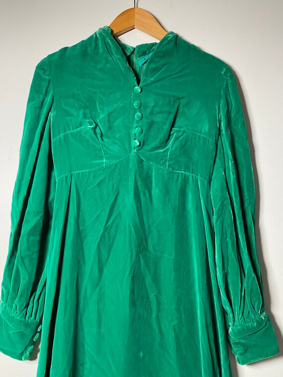 1970’s Green Velvet Maxi Dress - image 3