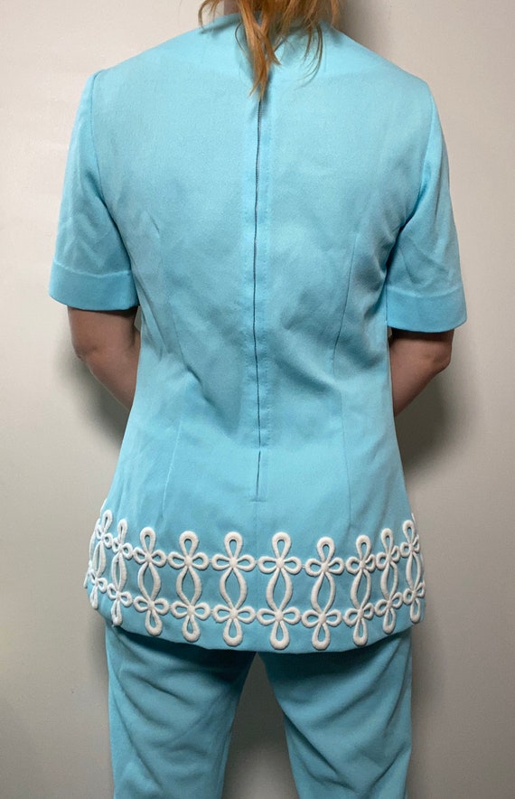 1960’s Mod Pale Blue & White Tunic Pantsuit - image 3