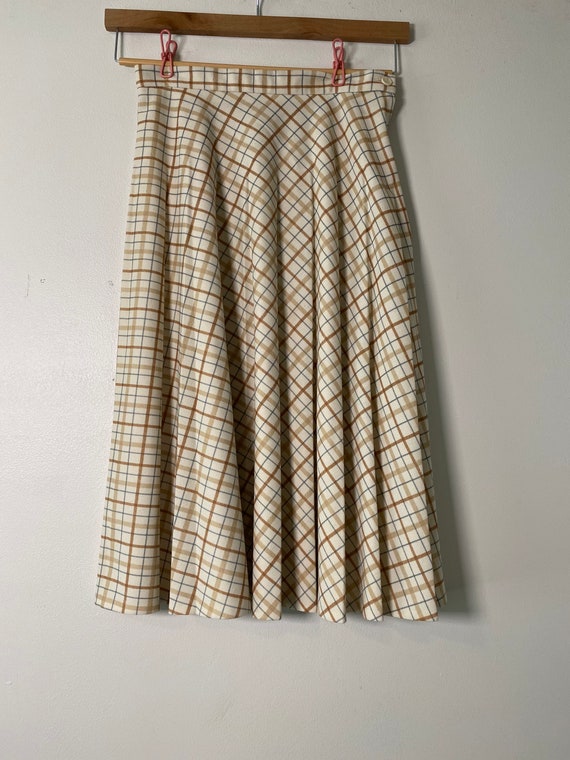 1970’s White & Brown Pleated Plaid Skirt