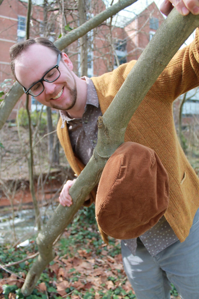 1970\u2019s Brown Corduroy Newsboy Cap