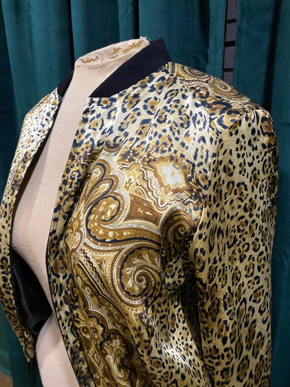 1990’s Silky Leopard Bomber Jacket - image 2