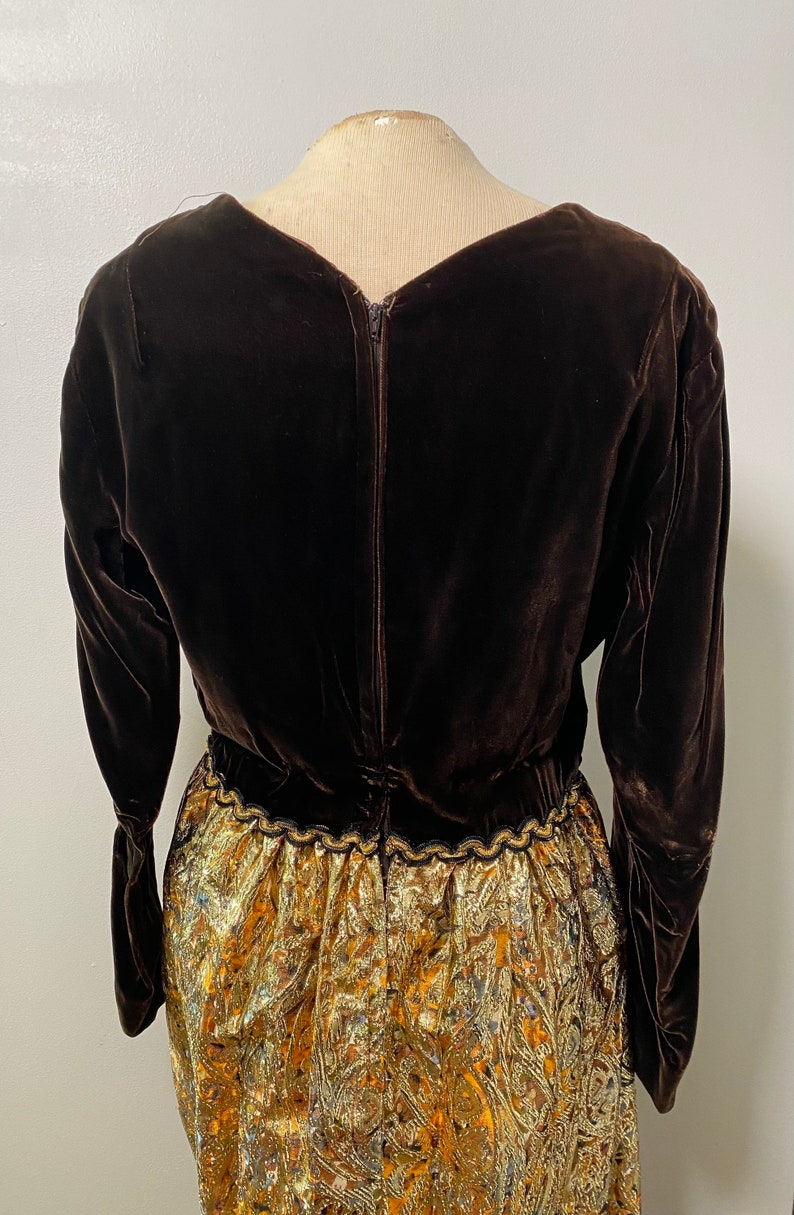 1970s Brown Velvet & Gold Lamé Maxi Dress zdjęcie 9