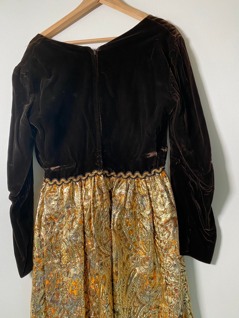 1970s Brown Velvet & Gold Lamé Maxi Dress zdjęcie 8