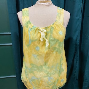 1960’s Floral Pajama Top