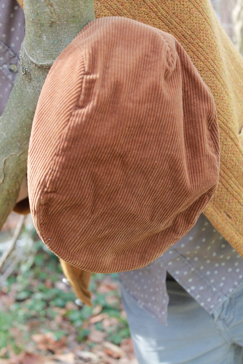 1970\u2019s Brown Corduroy Newsboy Cap