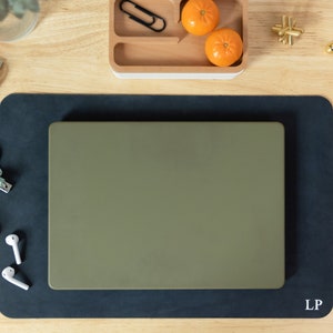 Personalisierte Leder Schreibtischunterlage. x4 Größen! Monogrammed Schreibtischunterlage. Leder Schreibtischunterlage. Maßgeschneiderte Schreibtischunterlage. Leder Schreibtischunterlage. Hergestellt in den USA.