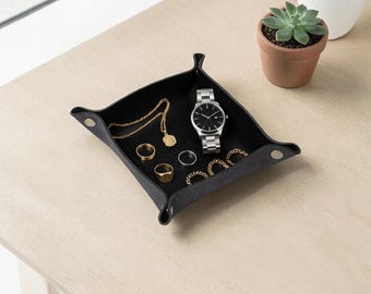 Northwind Bandeja de Cuero Personalizada, Valet Grabado en Cuero de Grano Completo, Hecho a Mano en USA, Regalo para Hombre