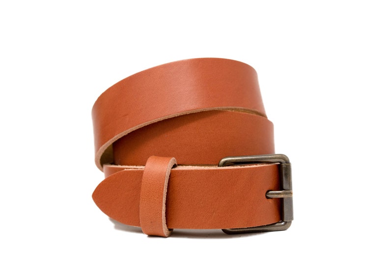 Premium Leather Belt for Men. Made with 100% Full Grain Vegetable Tanned Leather. 1.25 Wide. Built to Last Forever. Ultimate Groomsmen Gift image 4