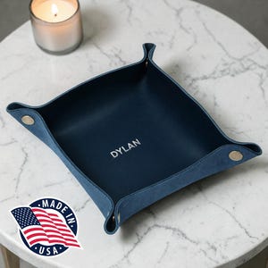 Northwind Personalized Leather Valet Tray, Made in USA Custom Engraved Full Grain Catchall for Desk or Nightstand, Handmade Gift for Men