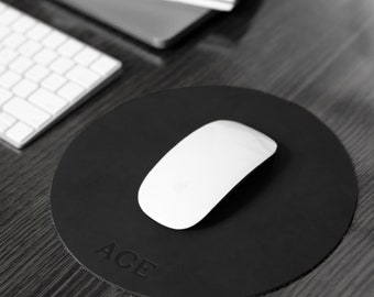 Personalized Round Leather Mousepad. Full Grain Premium Leather. WFH Office Desk Pad. Office Gift. Promotion Gift. Circle Mouse Pad.