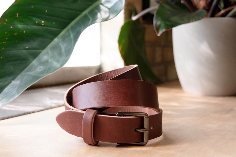 Premium Leather Belt for Men. Made with 100% Full Grain Vegetable Tanned Leather. 1.25 Wide. Built to Last Forever. Ultimate Groomsmen Gift image 6