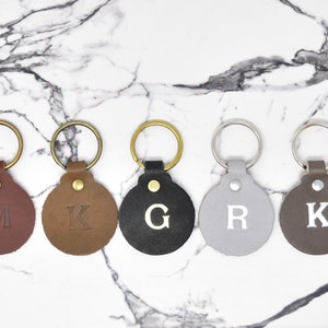 Custom Leather Circle Keychain. Monogrammed Personalized Full Grain Leather Keychain. Made In USA. Silver/Gold Foil Options. Classy Keyring image 3