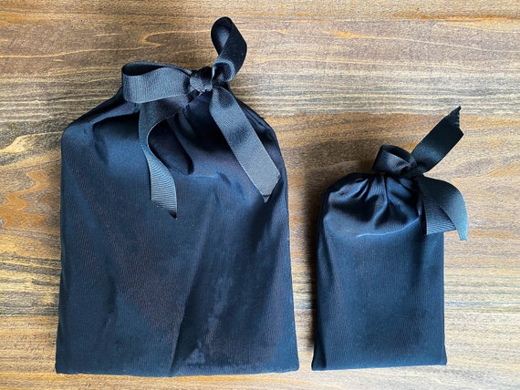 Gift pouches hotsell