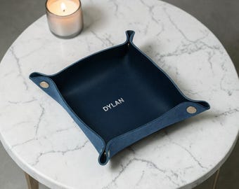 Northwind Bandeja de Cuero Personalizada, Valet Grabado Hecho a Mano en USA, Organizador de Escritorio o Mesa de Noche, Regalo para Hombre