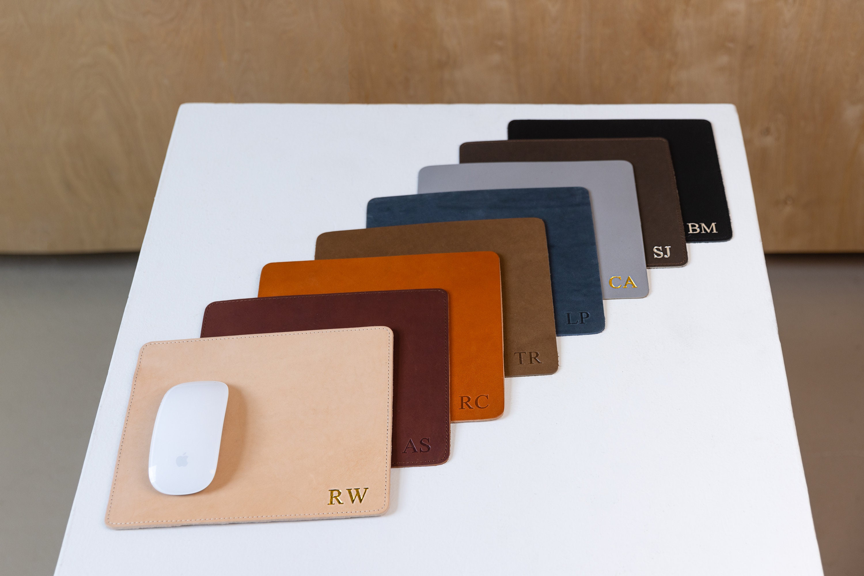Page De Garde Cahier De Chant Mariage Liege Bois Tapis de souris en cuir personnalisé. Cuir véritable pleine - Etsy France