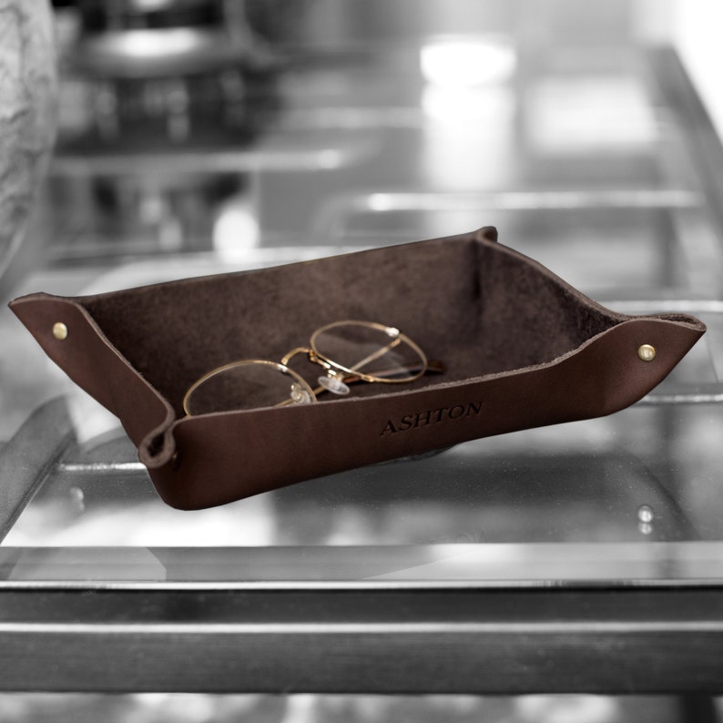 Personalized Leather Valet Tray. Personalized Full Grain Leather Catchall. Desk Organizer. Corporate Gift. Engraved Leather Tray. For Him.