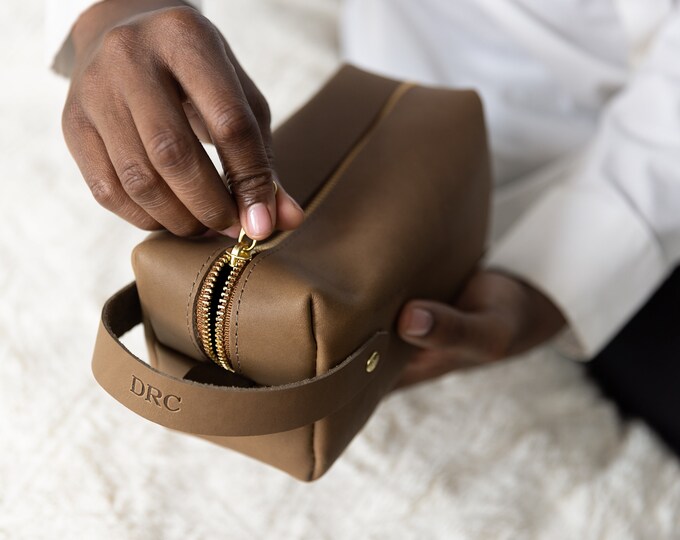 Personalized Groomsmen Gift. Leather Dopp Kit. Customized Leather Toiletry Bag. Monogrammed Mens Travel Toiletry Bag. Third Anniversary Gift