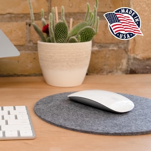 Mouse Pad Redondo de Fieltro Northwind, Base de Escritorio Sustentable Hecha en USA, Mousepad Suave para Oficina en Casa