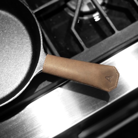 The Best Cast-Iron Skillet Handle Covers