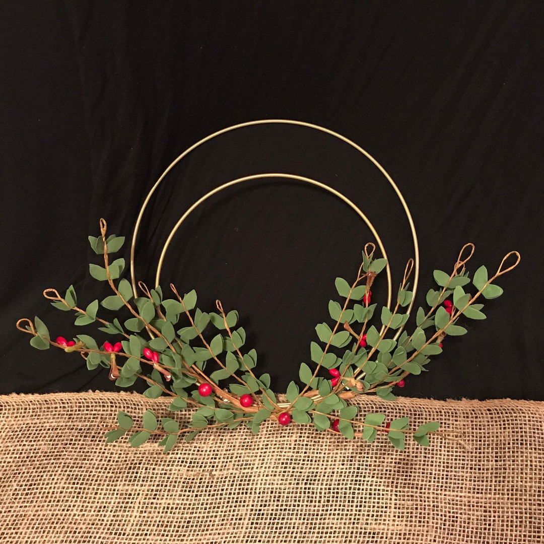 Small Double Gold Hoop Wreath - Etsy