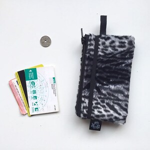 Gran cartera leopardo gris en piel sintética // piel sintética leopardo gris vegano WALLET