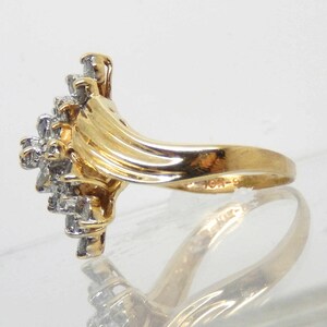 Vintage 10K Yellow Gold Diamond Cluster Ring Size 8 8053 image 2