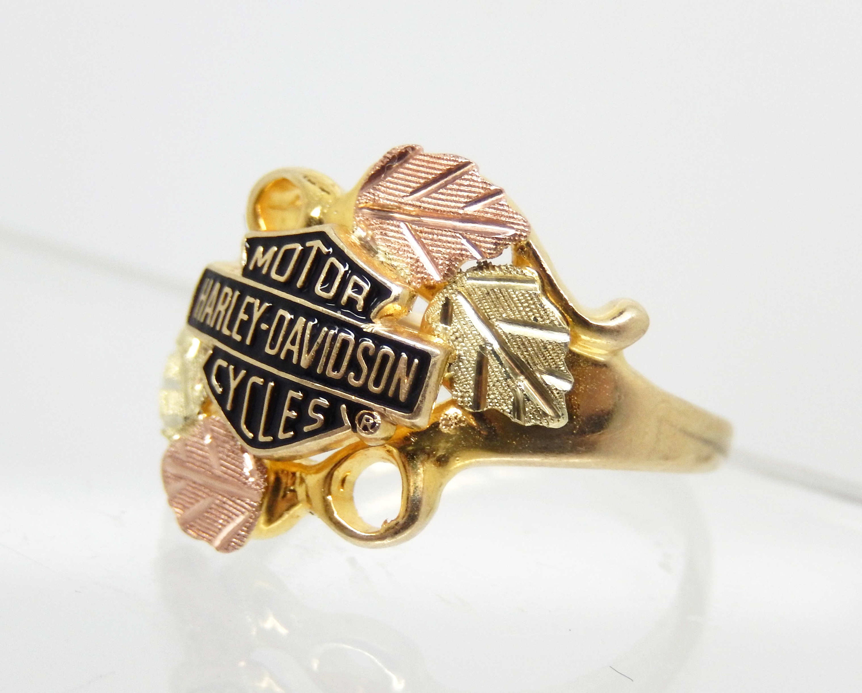 Harley davidson black store hills gold ring