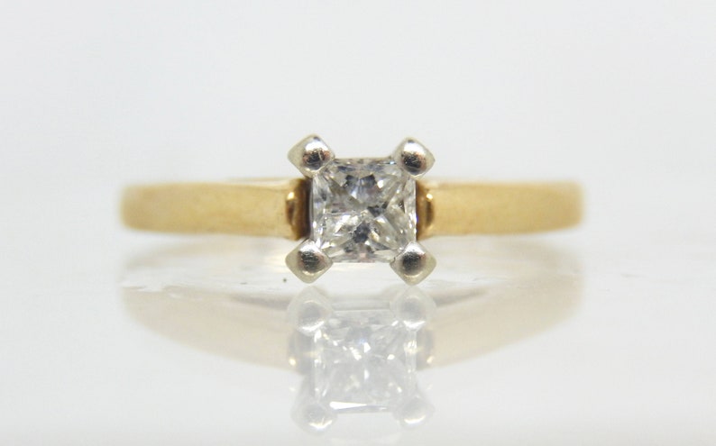 Vintage 10K Yellow Gold Princess Cut Diamond Solitaire Ring Size 6.75 X6052 image 2